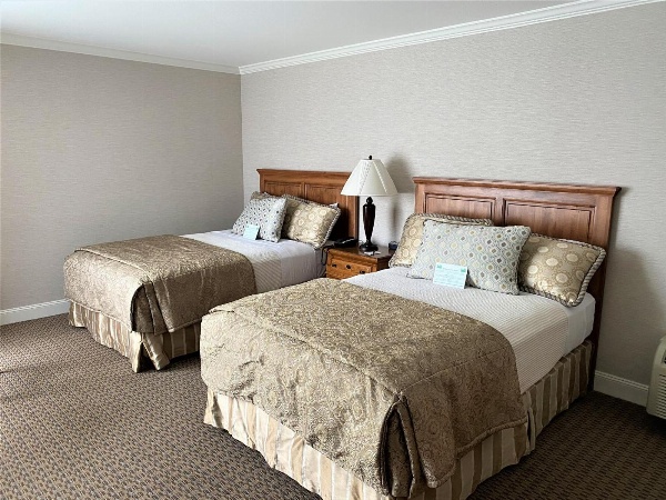 Columbus Inn image 2